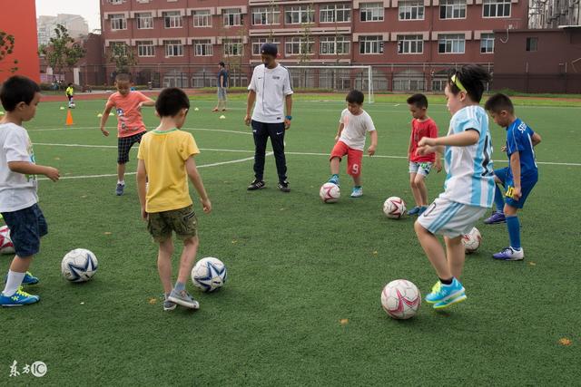 俱乐部杯-刘传兴22+12山西大胜福建 高登16分