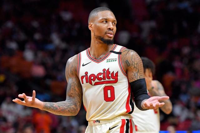 加兰39分骑士8连胜送雄鹿6连败 绿军大胜老鹰