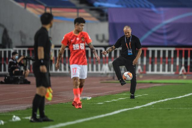 英超本赛季1000分钟以上球员评分 霍伊伦倒数第4