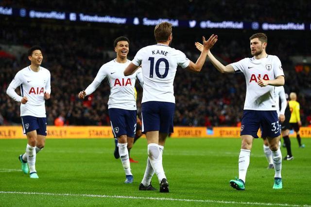 詹姆斯三双克内克特20+8 湖人大胜马刺止3连败